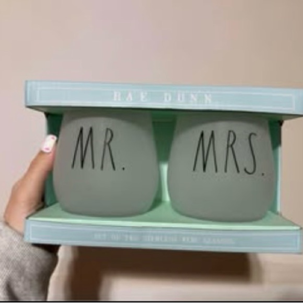 Rae Dunn Mr. and Mrs. Stemless Wine Glasses Set
